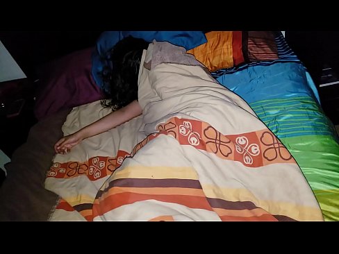❤️ Stepson akimtusi mama yake mdogo wa kambo wakati amelala. ❌ ❤